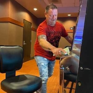 Meet your Posher, Joseph